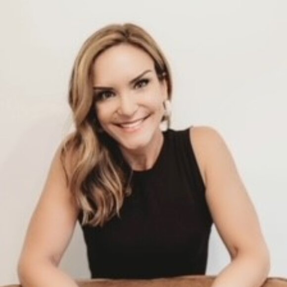 Meet your Posher, Jill - Picture 2 of 4